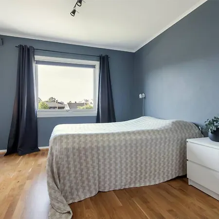 2 Bedroom In Near Color Line Ferry & Free Parking Apartament